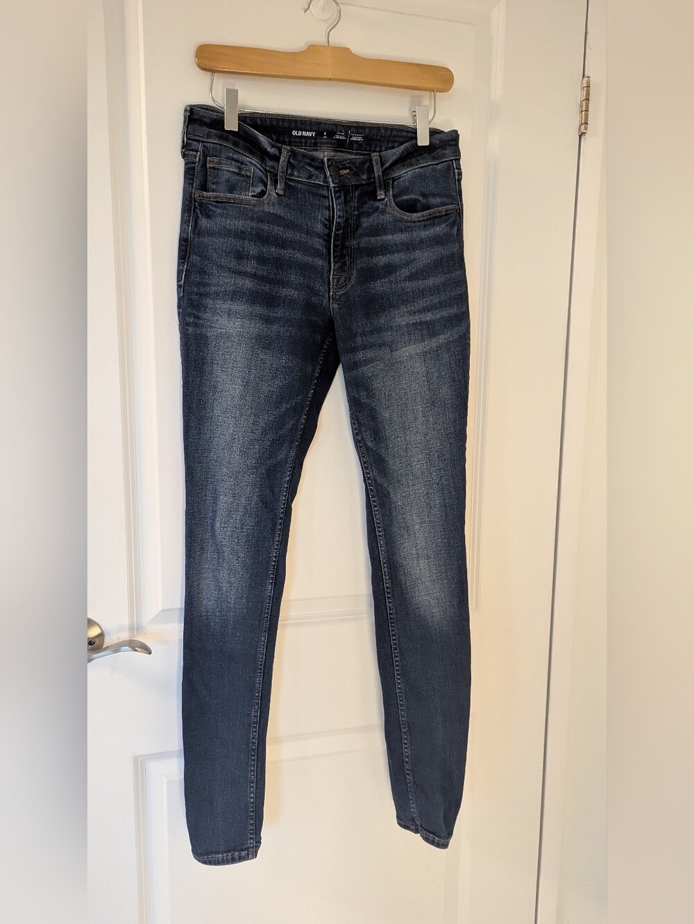 Old Navy Rockstar Mid-Rise Super Skinny Jeans Size 8